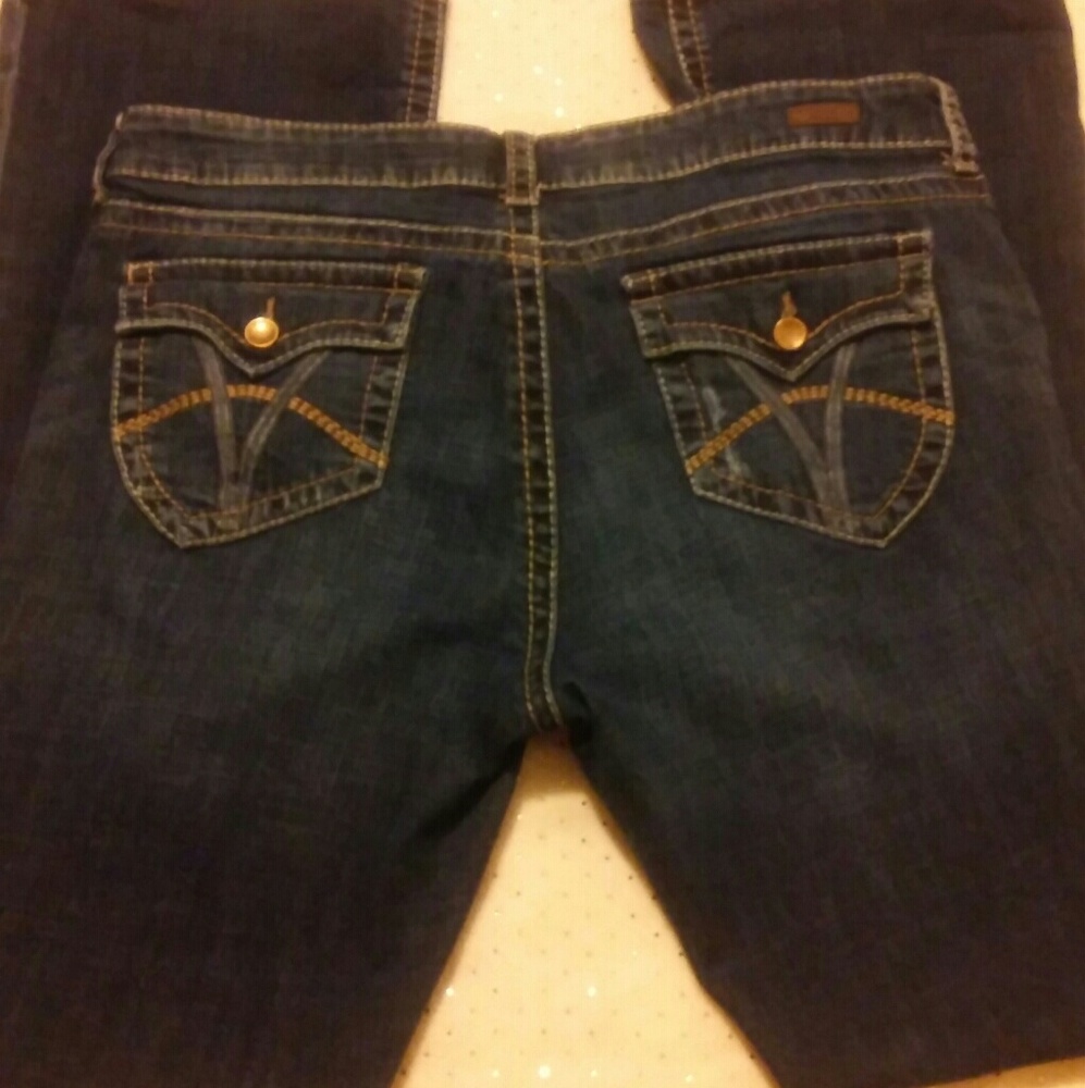 Jeans - Picture 3 of 4
